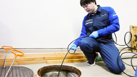 プロの作業員による施工
